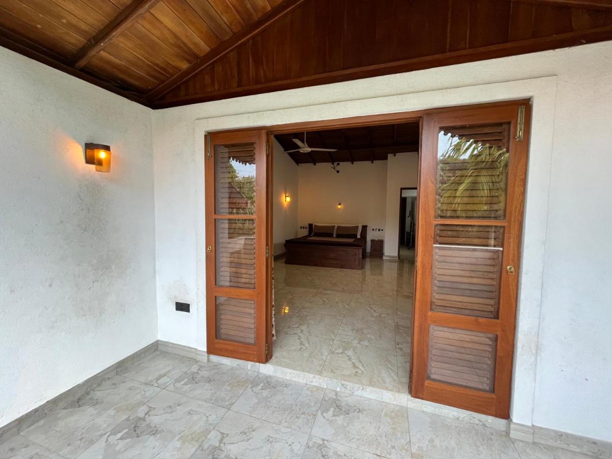 Villa Dinoos- Weligama Exterior foto