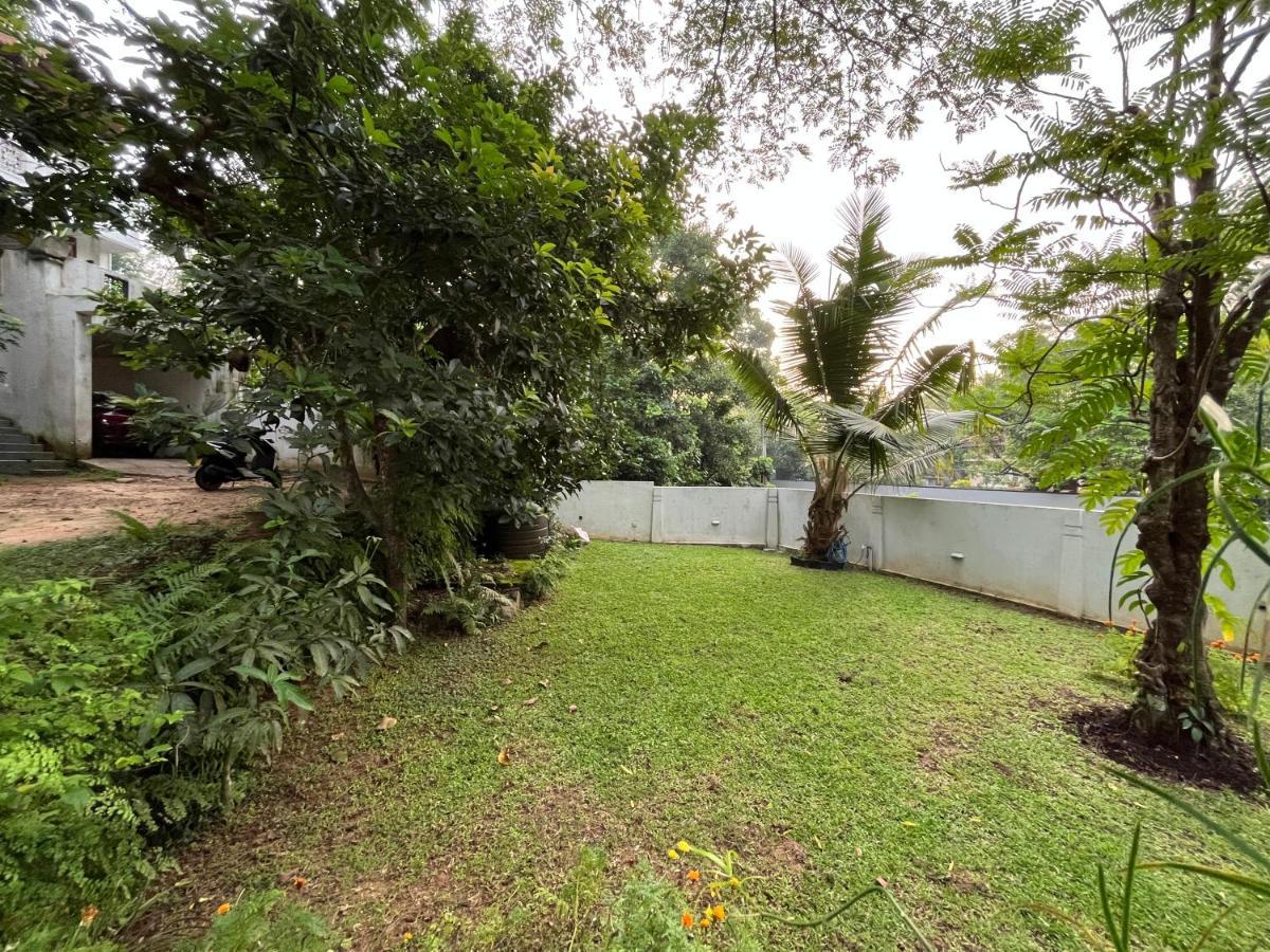 Villa Dinoos- Weligama Exterior foto