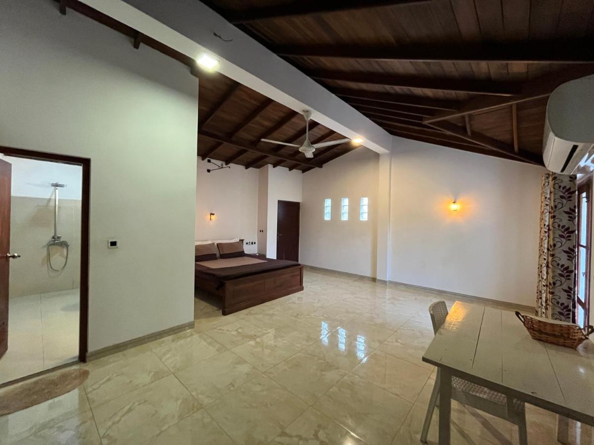 Villa Dinoos- Weligama Exterior foto