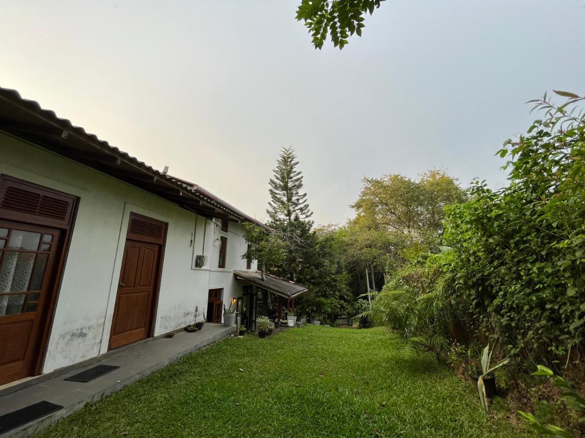 Villa Dinoos- Weligama Exterior foto