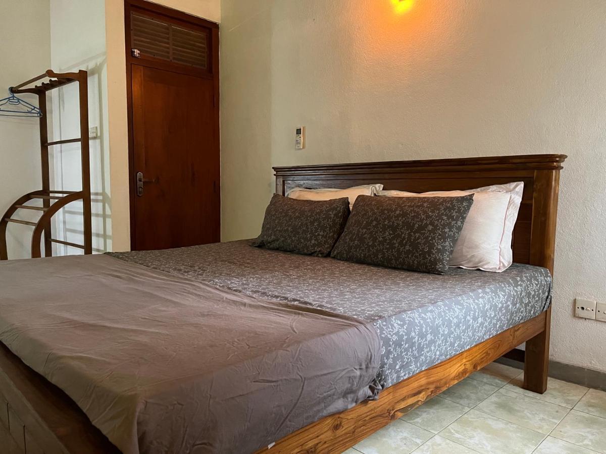 Villa Dinoos- Weligama Exterior foto